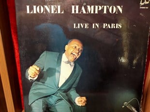 LIONEL HAMPTON - LIVE IN PARIS 