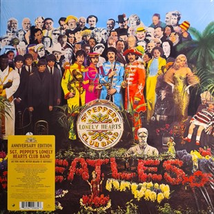 THE BEATLES - SGT. PEPPER'S LONELY HEARTS CLUB BAND